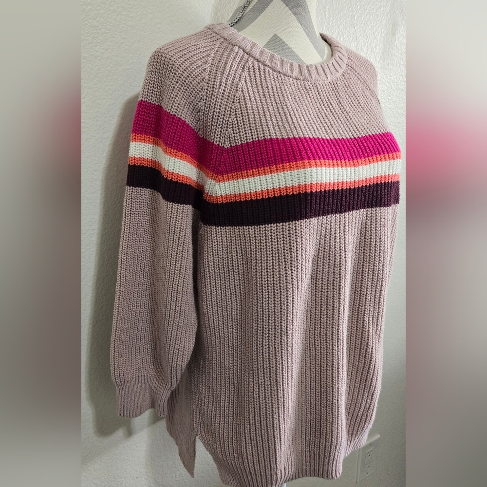 Express Crew Neck Knit Sweater Pink White Burgundy Stripe Size Medium - Picture 3 of 9